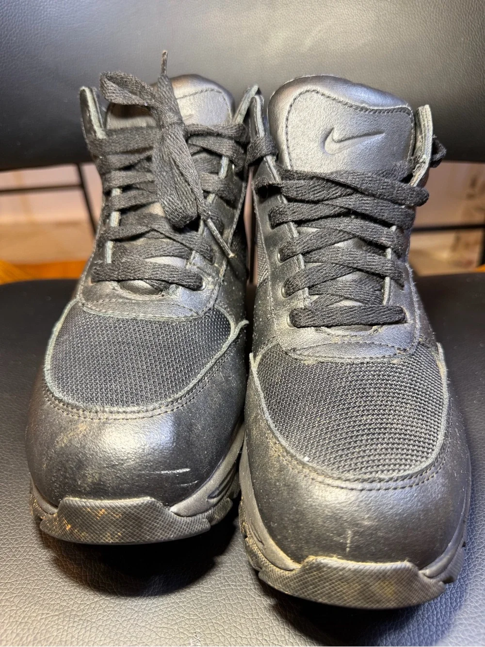 Nike Go Away 375509-001 Black BOOT youth Size 7Y